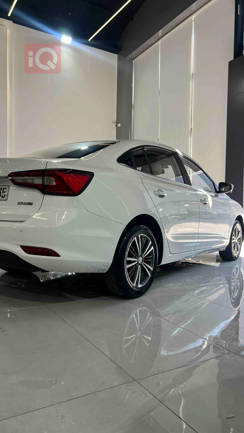 MG 5